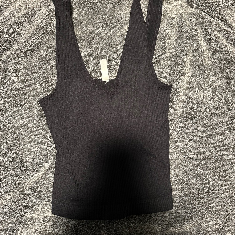 Black Sleeveless Women's Top
